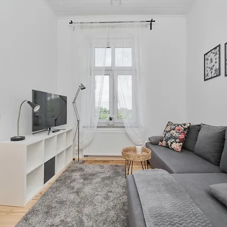 아파트 Przytulne Studio Apartament Jednosci Narodowej We Wroclawiu By Renters